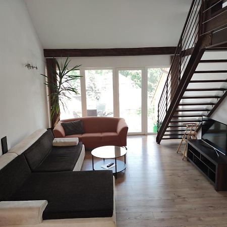 Attic Parkview Apartment Piest'any Exterior photo